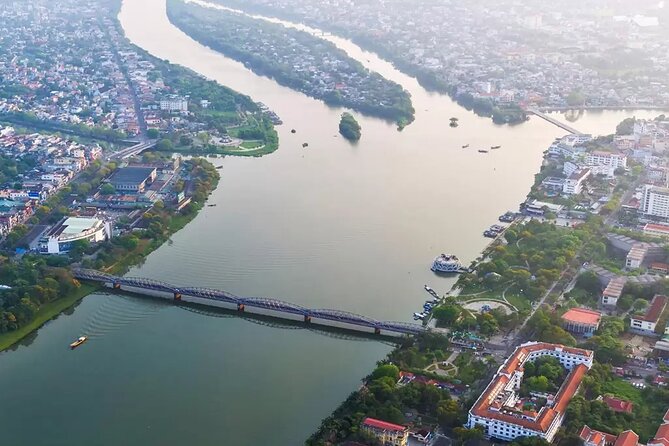 HUE IMPERIAL CITY: Full-Day Guided Tour from Da Nang or Hoi An - Guide quality can shape the whole day