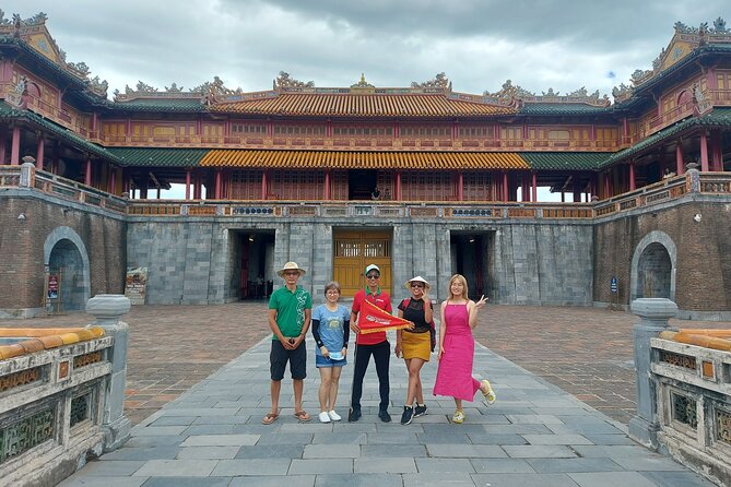 Hue Imperial City Private Tour with Local Experts - Thai Hoa Palace and the ceremonial heart of the Citadel