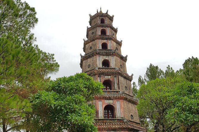 Hue Imperial City Private Tour with Royal Lunch - A Hue lunch centered on Bun Bo Hue