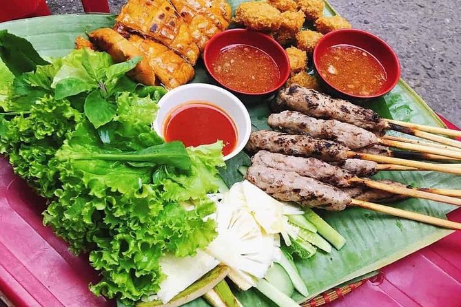 Let's eat LIKE a Vietnamese - Explore Foods Tour - Booking details worth knowing before dinner