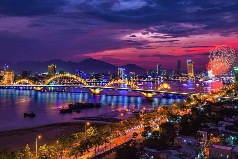 Lively Danang Sightseeing Night Tour with Local Dessert - Meeting at Love Lock Bridge
