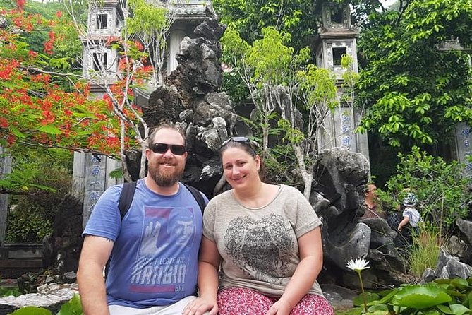 MARBLE MOUNTAIN-AM PHU Cave & HOI AN -Colourful Lantern Boat Ride - The 20-minute sampan ride at early night