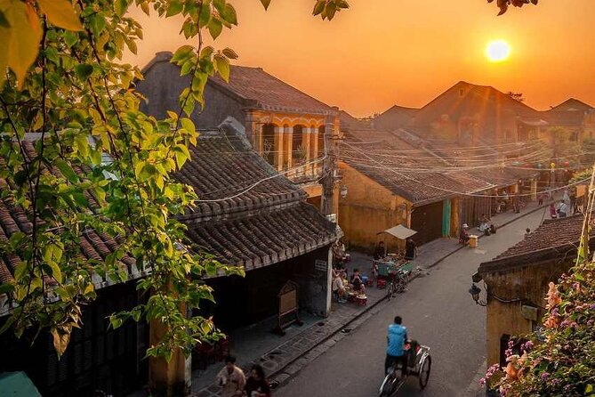 Marble Mountain - Hoi An Colour Lanterns & Night Market from DN - Why the timing helps, and where it falls short
