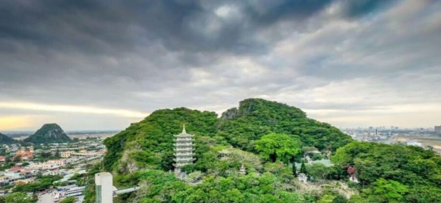 Marble Mountain - Monkey Mountain - Am Phu Cave Sunset Tour - Am Phu Cave is the tour’s most unusual stop