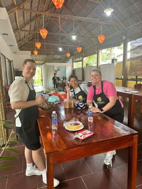 Market Tour, Basket Boat Ride & Cooking Class by Hangcoconut - Key points at a glance