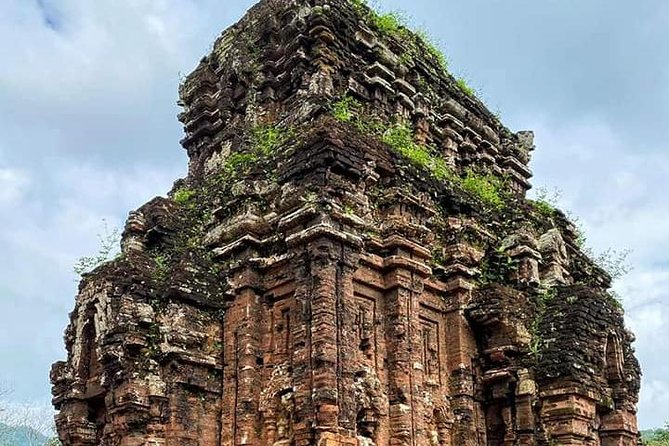 My Son Holyland , Marble Moutain,Hoi An Walking Tour with Night Market,Boat Ride - Should you book this My Son and Hoi An day tour?