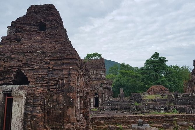 MY SON SUNRISE TOUR to avoid Crowds, Take Nice Photos from HOI AN or DANANG CITY - Why the Private Format Matters