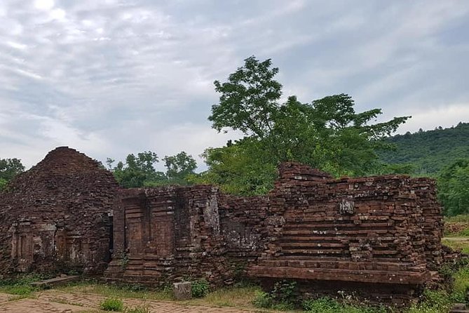 MY SON SUNRISE TOUR to avoid Crowds, Take Nice Photos from HOI AN or DANANG CITY - Should You Book the My Son Sunrise Tour?