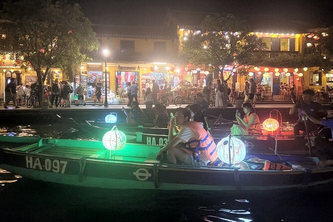 Night Boat Ride in Hoi An- Colourful Lanterns-Pick up at 16:30p.m - Walking through Hoi An’s old streets