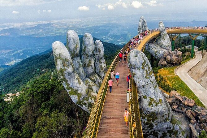 Private Bana Hills - Golden Hands Bridge Guided Tour with Lunch and Transfer - Sun World Ba Na Hills and Fantasy Park