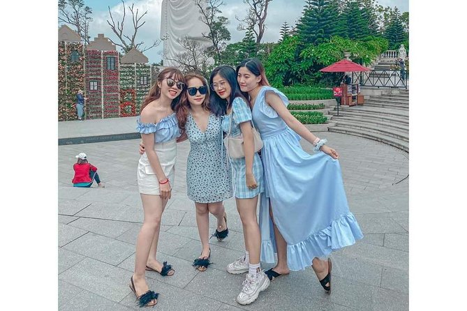 Private car from Danang to Ba Na Hills /Golden Bridge Round Trip - Eight hours, used at your own pace