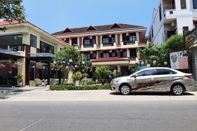 Private Car Transfer Da Nang Airport To Hoi An - Clean cars, air conditioning, and room for luggage