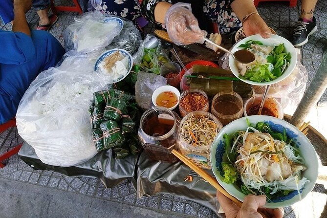Private Guided Night Tour and Bar in Danang - Ending with live Vietnamese music