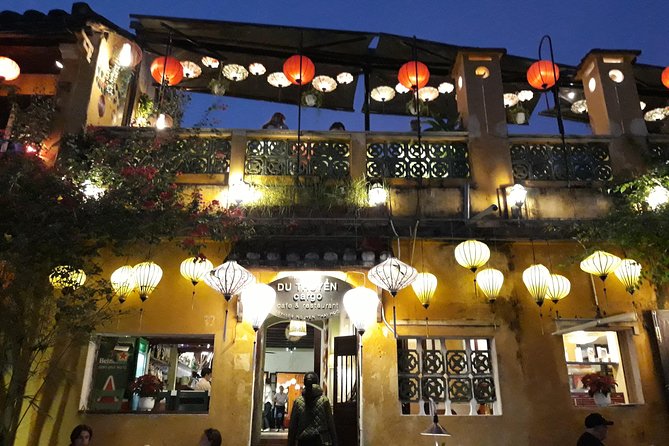 PRIVATE TOUR Marble Mountains-Hoi An Old town-Night Market-Boat - Walk into Hoi An’s old town