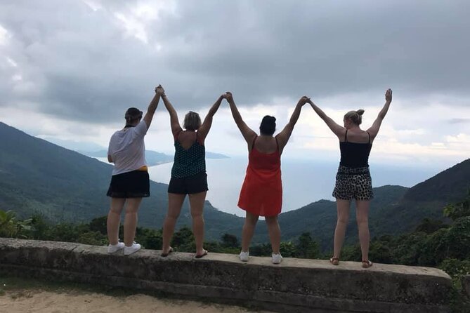Private Transfer Da nang or Hoi An To Hue Via Ba Na Hill Golden Bridge - Choosing the right private vehicle