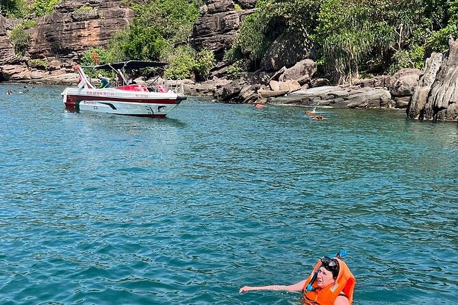 Real snorkel trip by speedboat with small group on Cham island - Should you book the Cham Island speedboat snorkel trip?