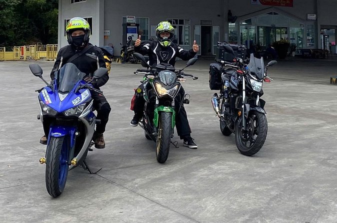Red-shanked Douc - Private Motorbike Tour - Tracking doucs instead of simply hoping to see them