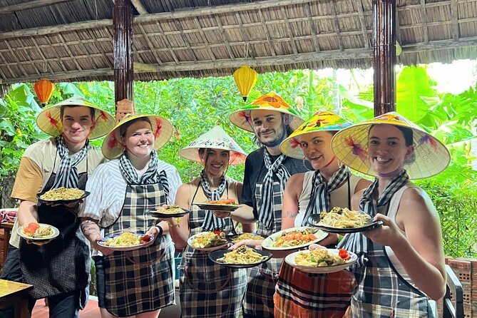 RICE PAPER Noodle Making Experience & Hoi An Cooking Class Class - Making rice paper and noodles with a local villager