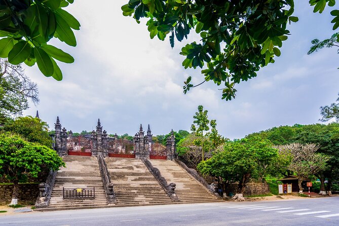 Round Trip: Da Nang/Hoi An – Hue with English-Speaking Driver - Khai Dinh Tomb and Its East Meets West Design
