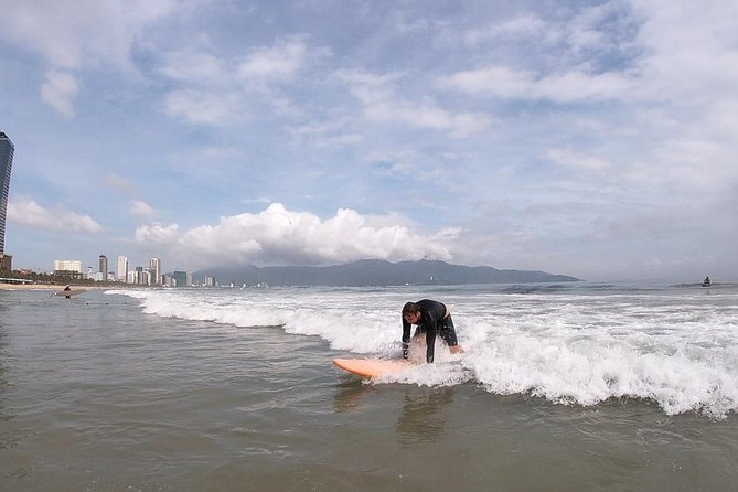 Surfboards rental on My Khe Beach - Wetsuits, rash vests, and practical equipment