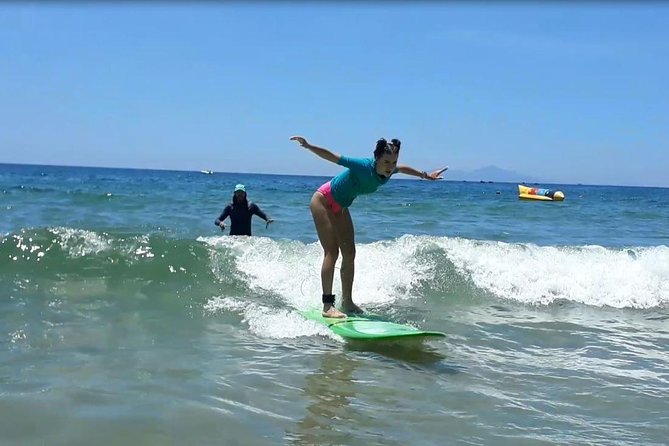 Surfboards rental on My Khe Beach - What the rental process is likely to feel like