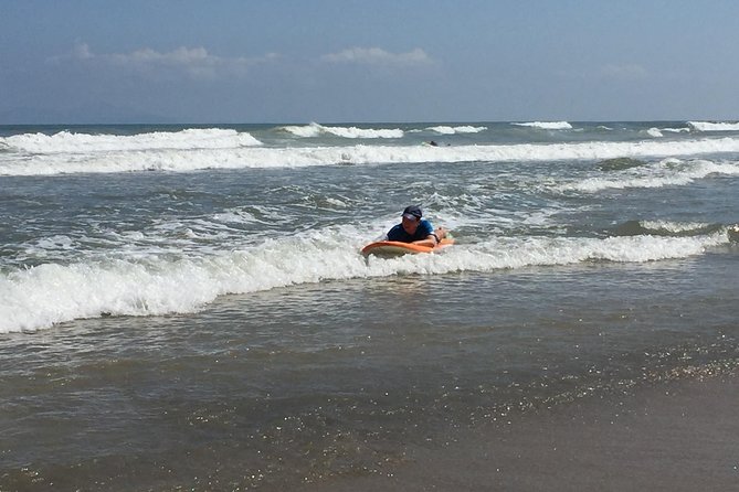Surfboards rental on My Khe Beach - The value of $8 for four hours