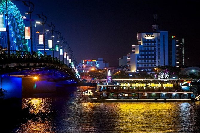 Tasty Dinner Han River Dragon Cruise by Yatch & Tradictional Show - How much value do you get for $17?